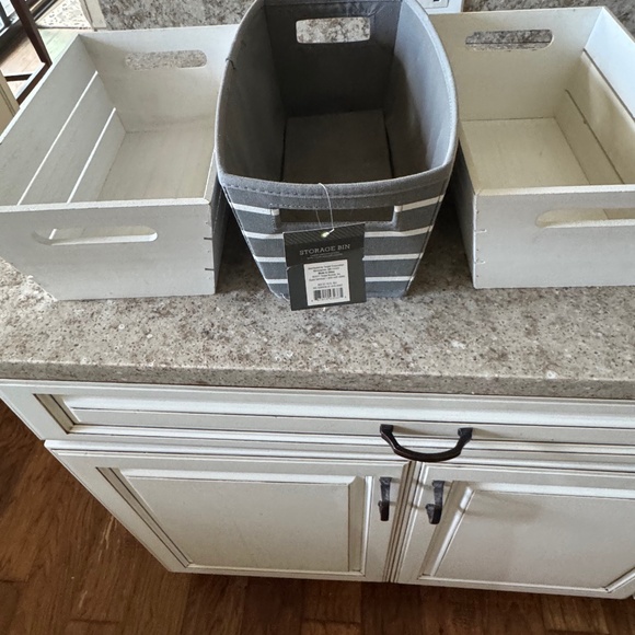 TARGET BUNDLE OF 3 STORAGE BINS BRAND NEW - Picture 1 of 8